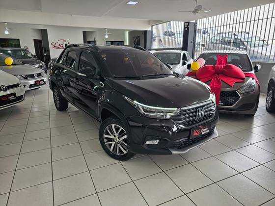 FIAT STRADA 1.3 FIREFLY FLEX VOLCANO CD CVT FIAT STRADA 1.3 FIREFLY FLEX VOLCANO CD CVT